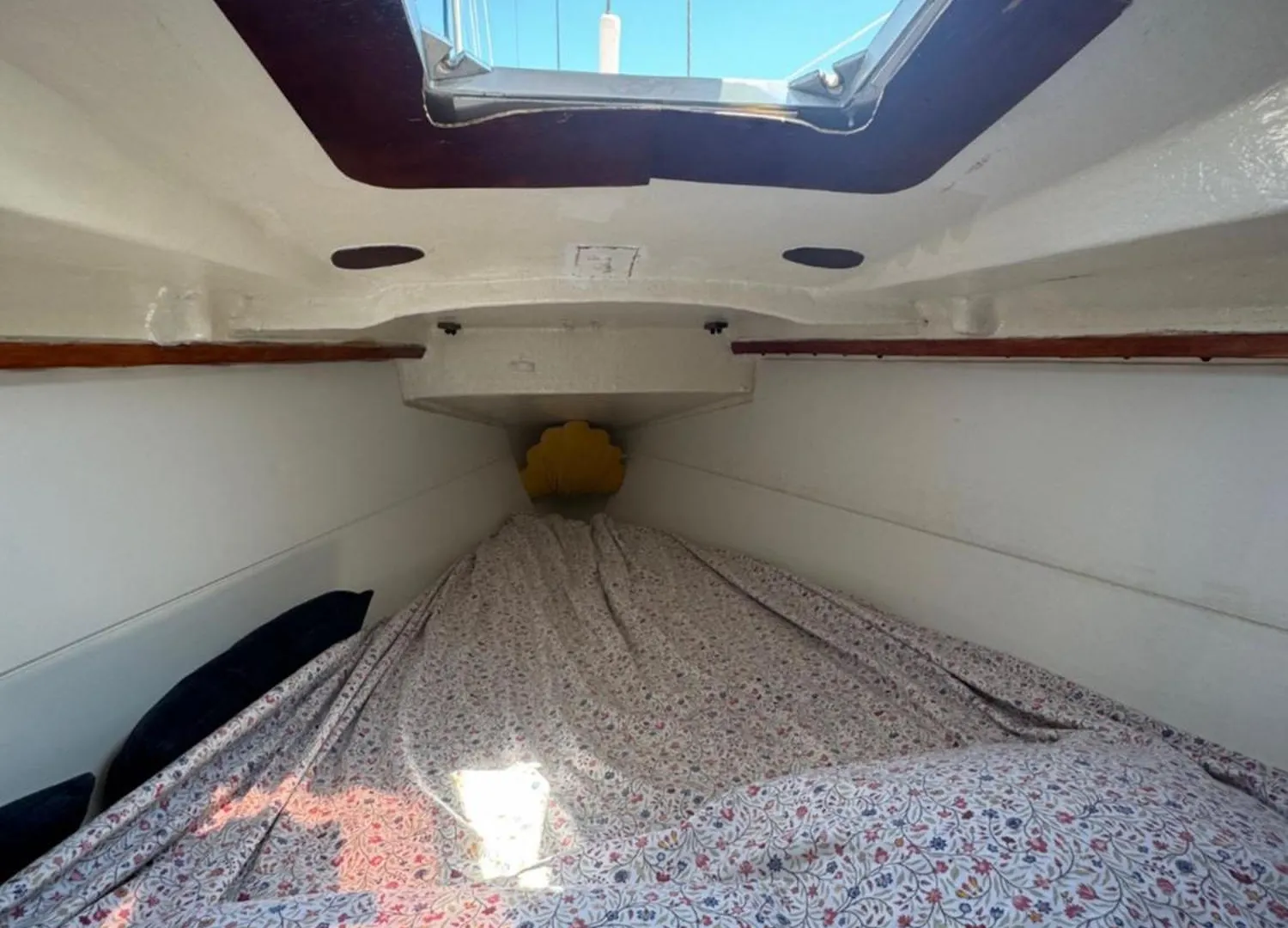 Experience Fantastique De Dormir Berce Par La Mer Pres De Barcelona Castelldefels 0*,